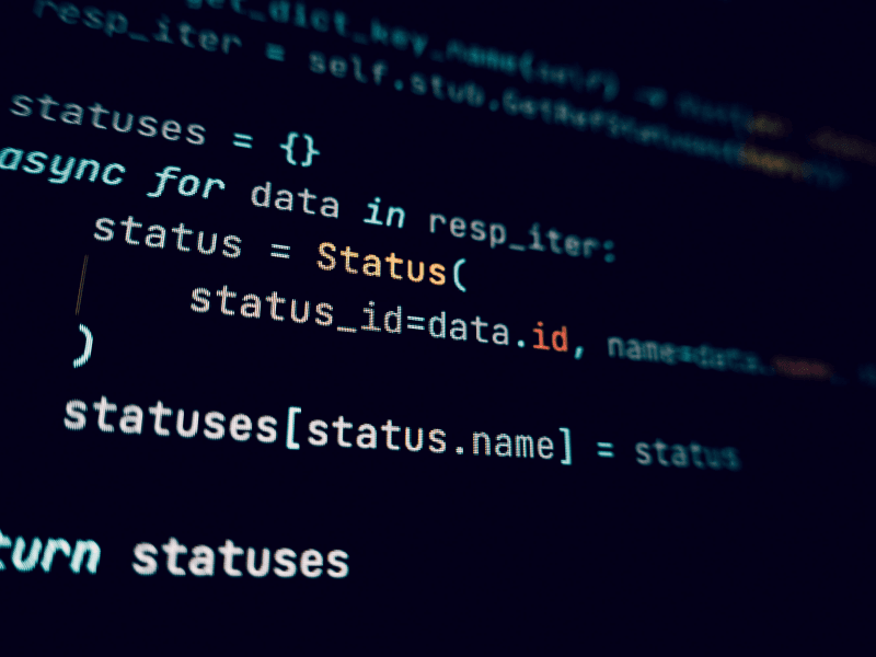 Terminal exibindo a cadeia de certificação de um domínio.